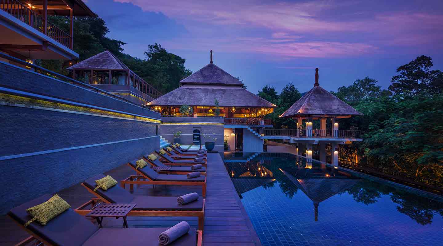 Pattaya Beach Hotel | Luxury Hotel in Pattaya | Capedara Pattaya Hotel